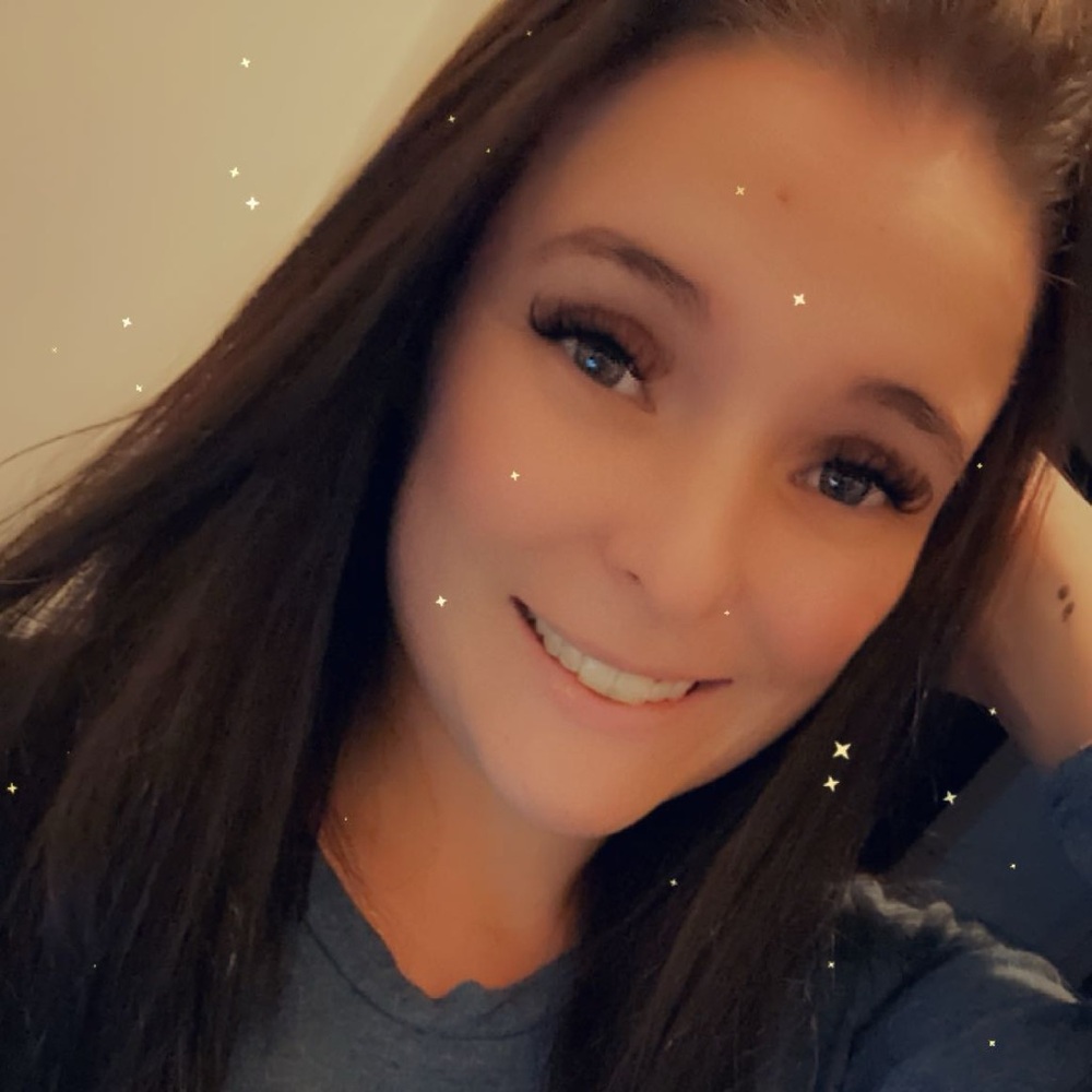 Meet your Posher, Courtney